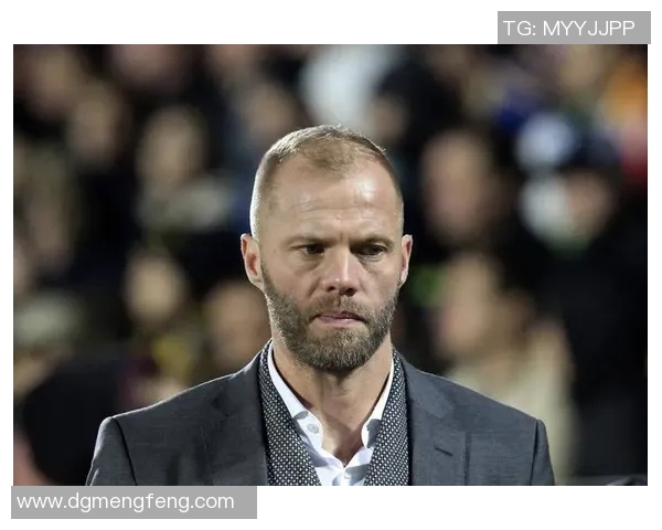 传奇球星足球现状分析：从巅峰到退役后的精彩人生与影响力