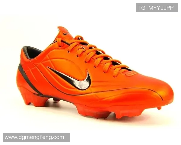 足球明星穿老鞋还是新鞋更有利于比赛表现的探讨